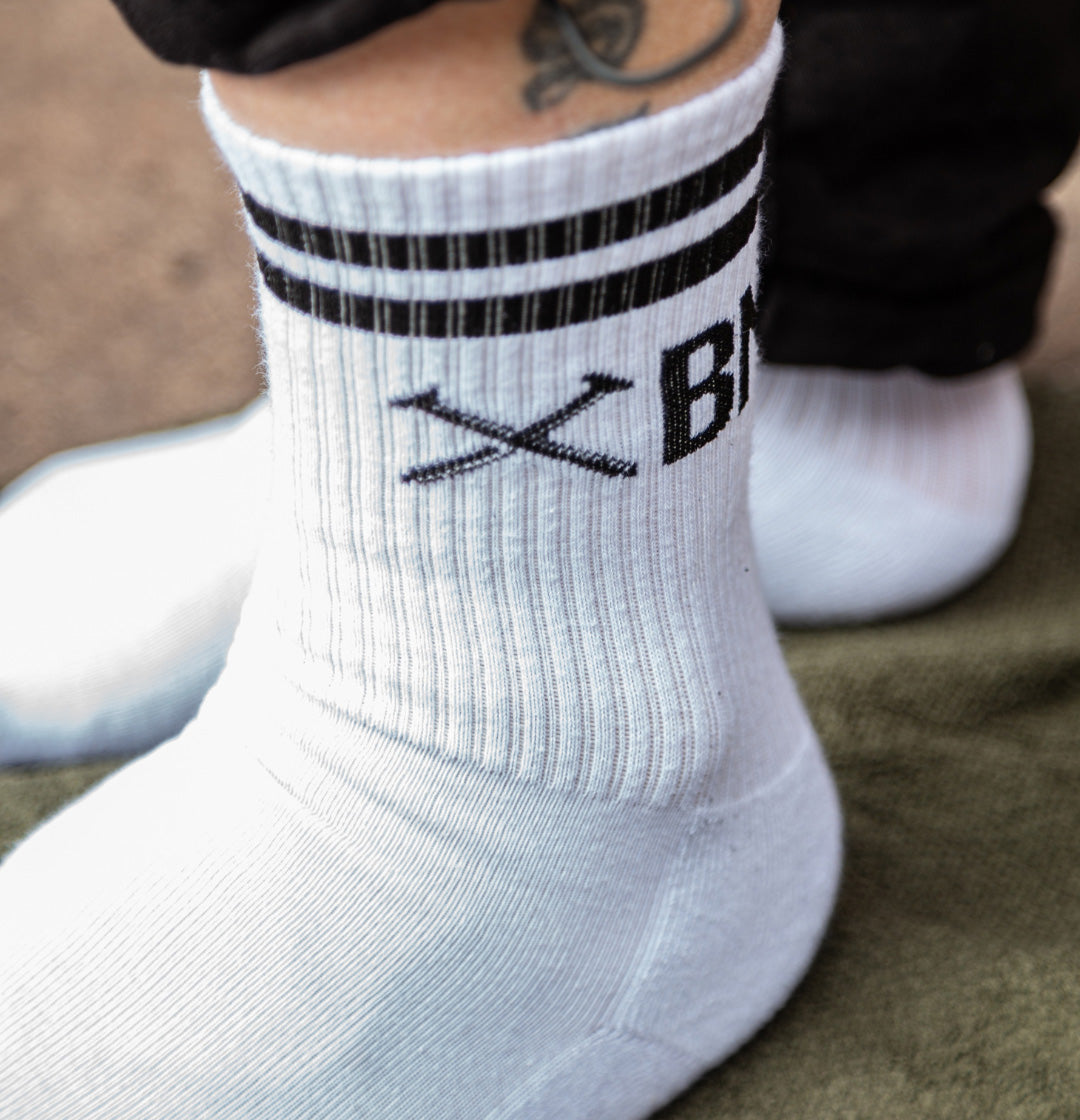 PERFORMANCE CREW SOCKS | WHITE