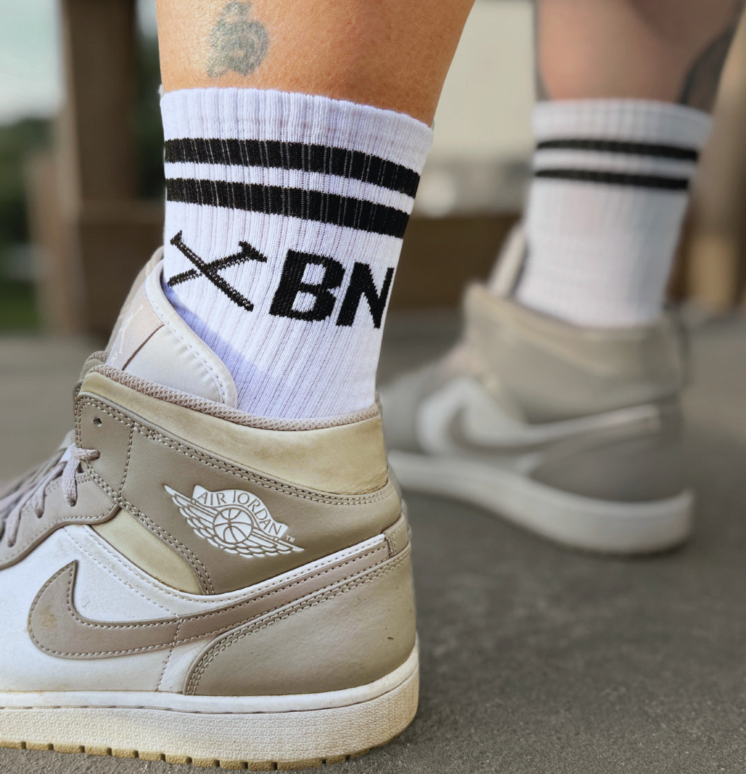 PERFORMANCE CREW SOCKS | WHITE