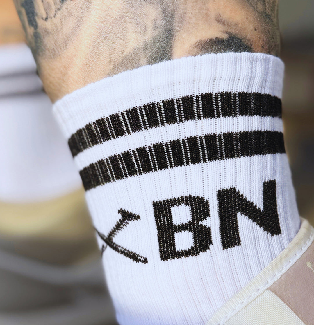 PERFORMANCE CREW SOCKS | WHITE