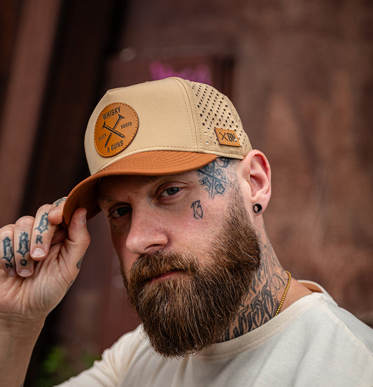 CAP WHISKY & GUNS