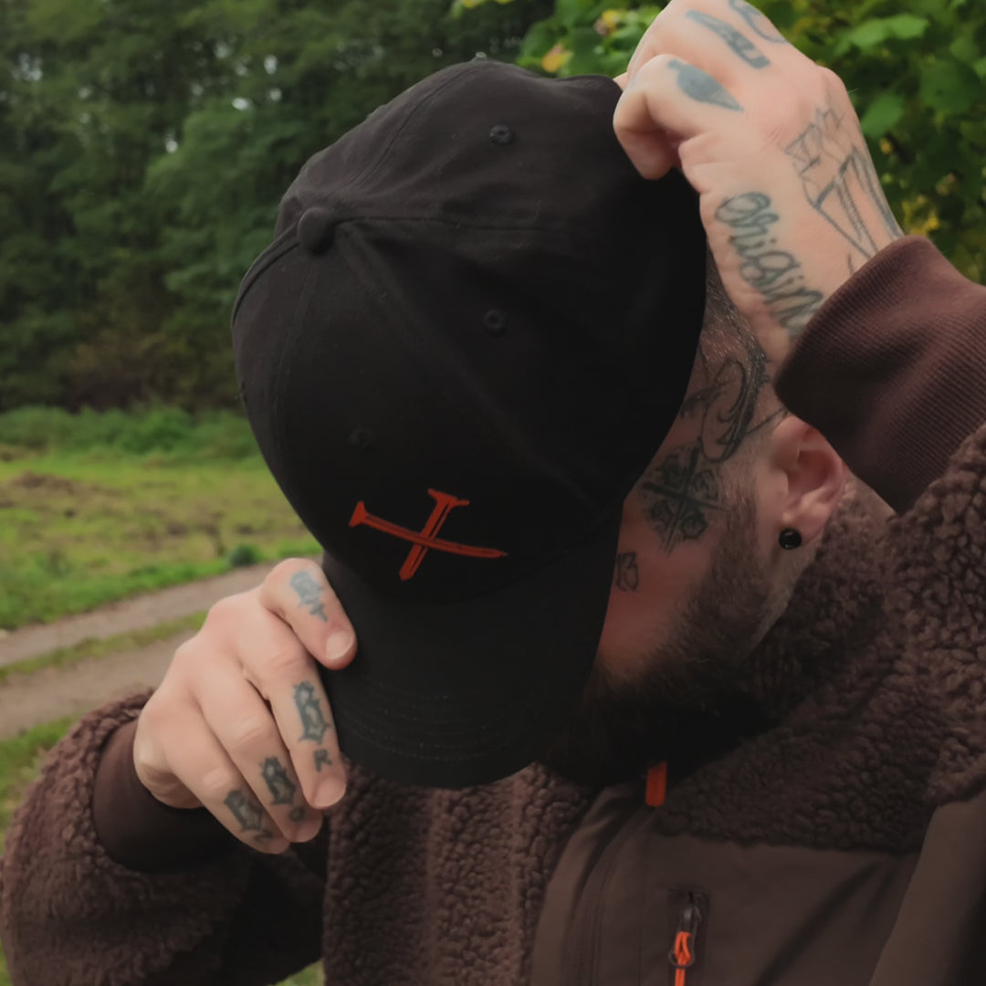 Cap Signature Hunter